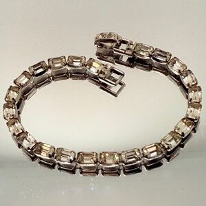 Ledo Bezel Clear‎ Rhinestone Bezel Tennis Bracelet 7 Inch